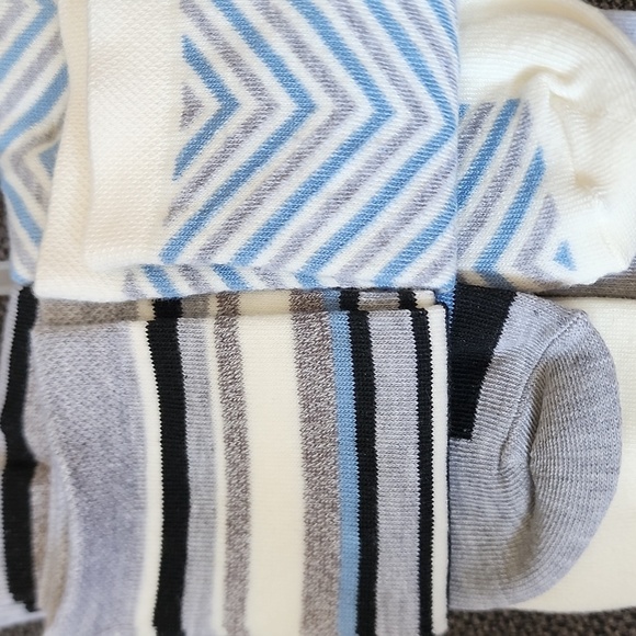 Womens 6pk Blue Mountain Lightweight Crew Socks - Gray and Blue Size 6-12 - Picture 5 of 6